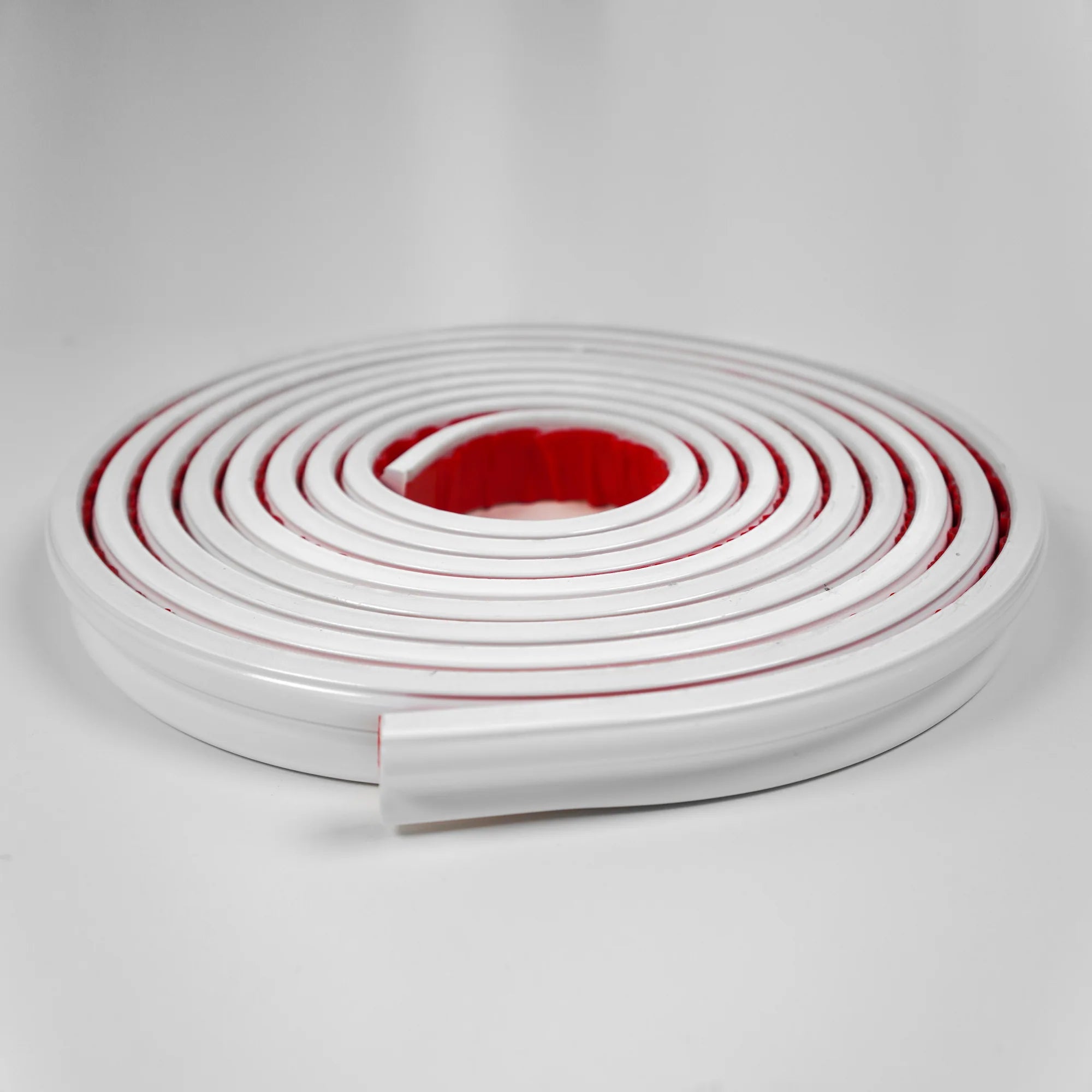 COLAMO Moulure adhésive blanche pour plinthes, bordures de carrelage